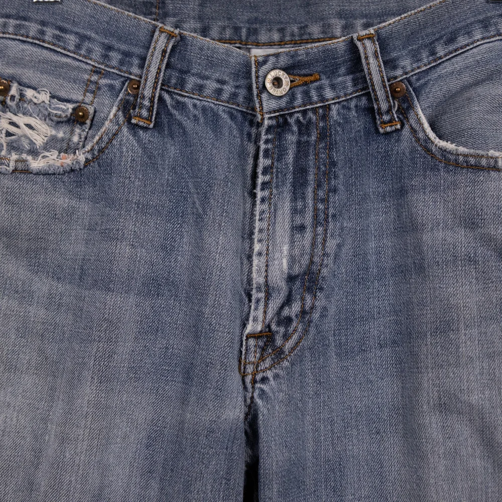 Lucky Brand distressed blue straight leg jeans-30